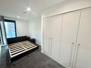 Photo 5- click for photo gallery